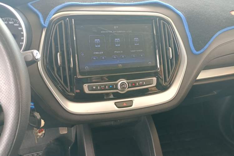 Used JETOUR X70M 2020 1.5T Manual Partner Model Audio And AC Panel