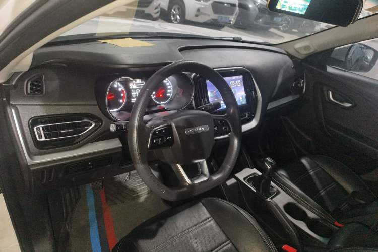 Used JETOUR X70M 2020 Revised 1.5T Manual Partner Version 5-Seater Center Console