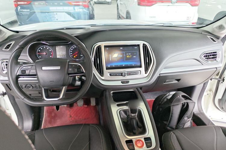 Used JETOUR X70M 2020 1.5T Manual Travel Companion Model Center Console