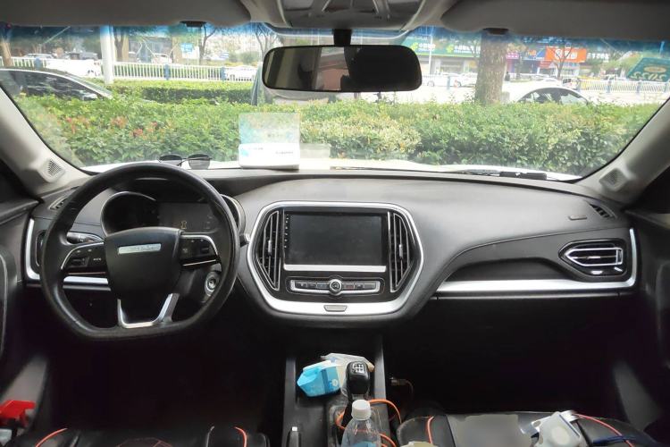 Used JETOUR X70M 2020 1.5T Manual Partner Model Center Console
