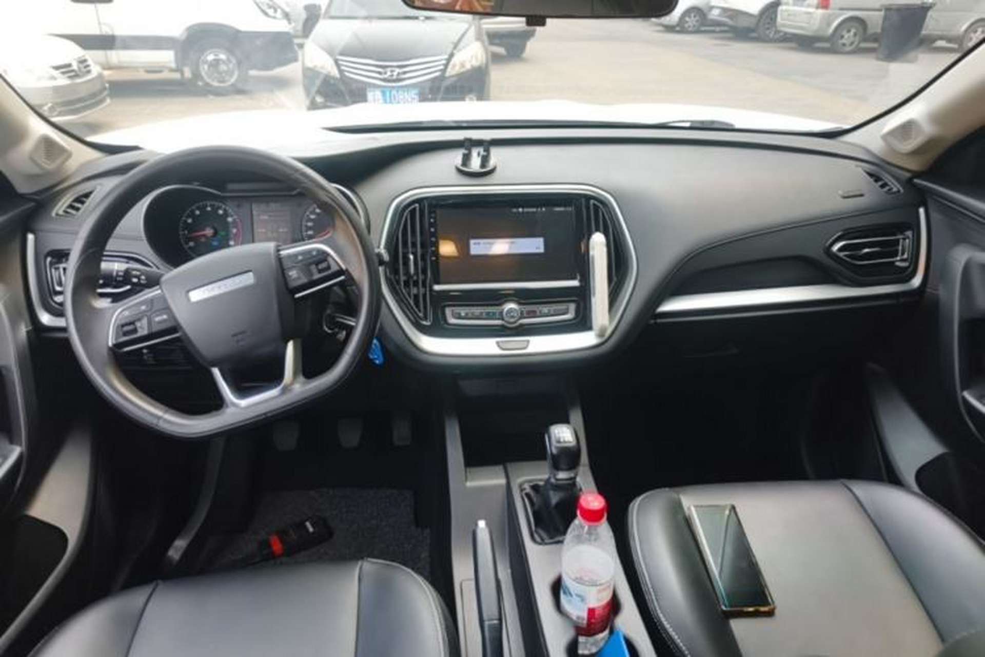 Used JETOUR X70M 2020 1.5T Manual Partner Model Center Console