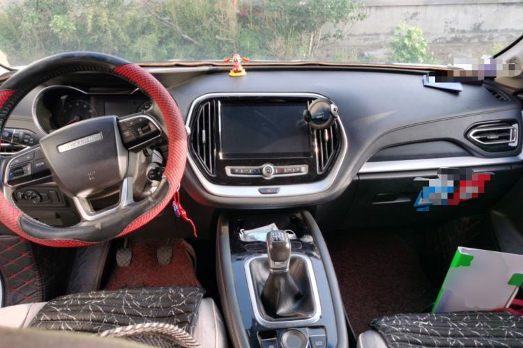 Used JETOUR X70M 2020 Revised Version 1.5T Manual - Travel Companion Type 6 Seats Center Console