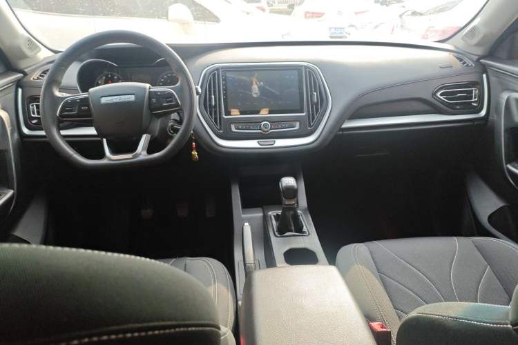 Used JETOUR X70M 2020 Revised 1.5T Manual Partner Version 5-Seater Center Console