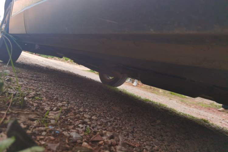 Used JETOUR X70M 2020 1.5T Manual Partner Model Chassis Front Right