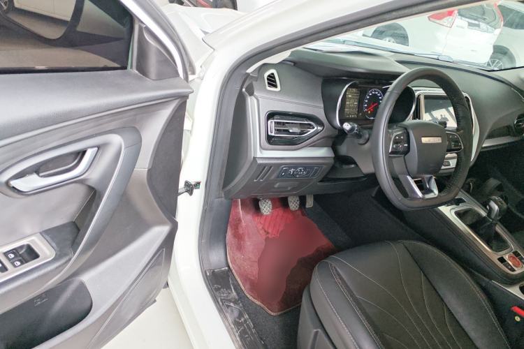 Used JETOUR X70M 2020 1.5T Manual Travel Companion Model Driver Seat