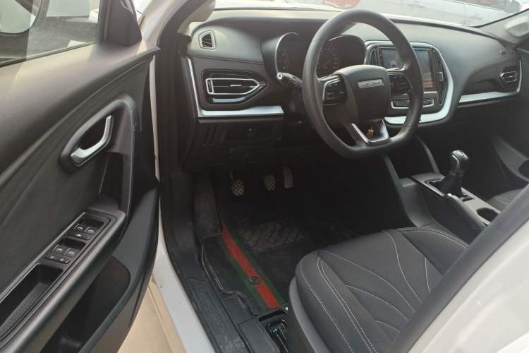 Used JETOUR X70M 2020 Revised 1.5T Manual Partner Version 5-Seater Driver Seat