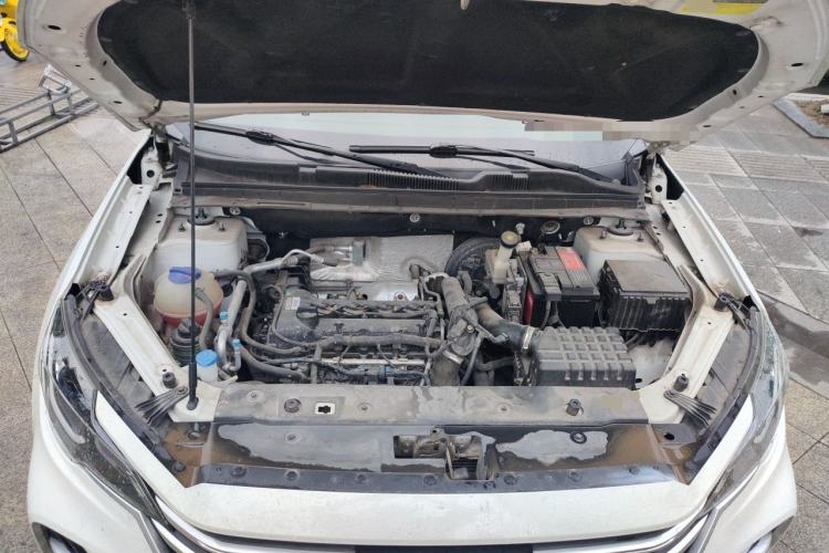 Used JETOUR X70M 2020 1.5T Manual Value-Packed 7-Seater Engine Bay