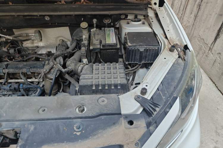 Used JETOUR X70M 2020 1.5T DCT Companion Version Engine Bay Left