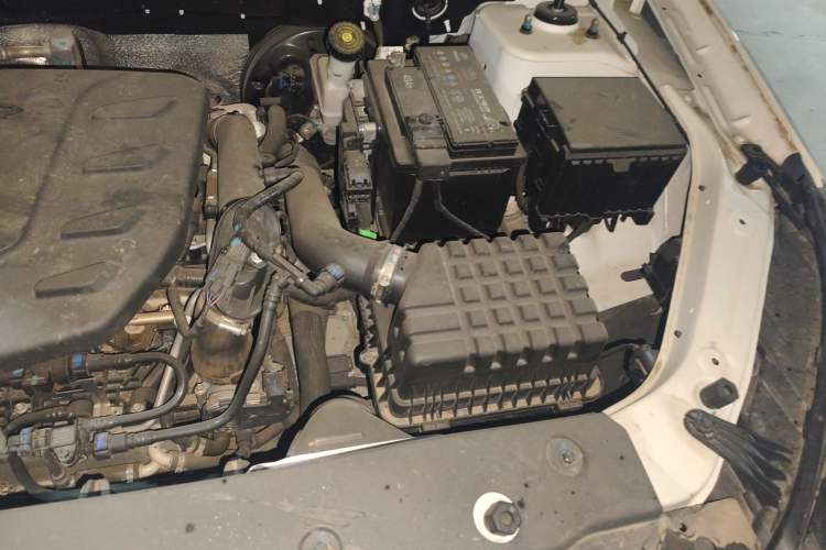 Used JETOUR X70M 2020 1.5T DCT Companion Version Engine Bay Left