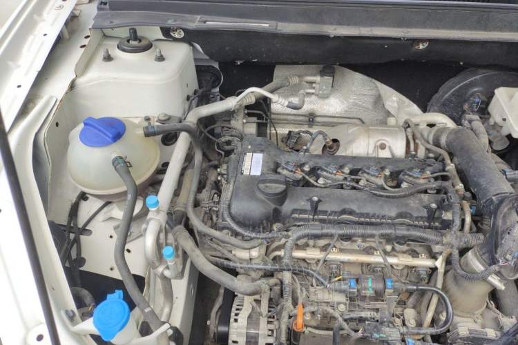 Used JETOUR X70M 2020 Revised 1.5T Manual Travel Companion Version 5 Seats Engine Bay Right
