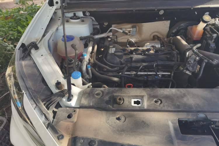Used JETOUR X70M 2020 1.5T Manual Partner Model Engine Bay Right