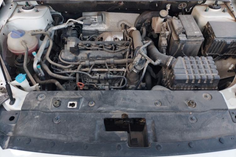 Used JETOUR X70M 2020 Revised 1.5T Manual Partner Version 5-Seater Engine Bay
