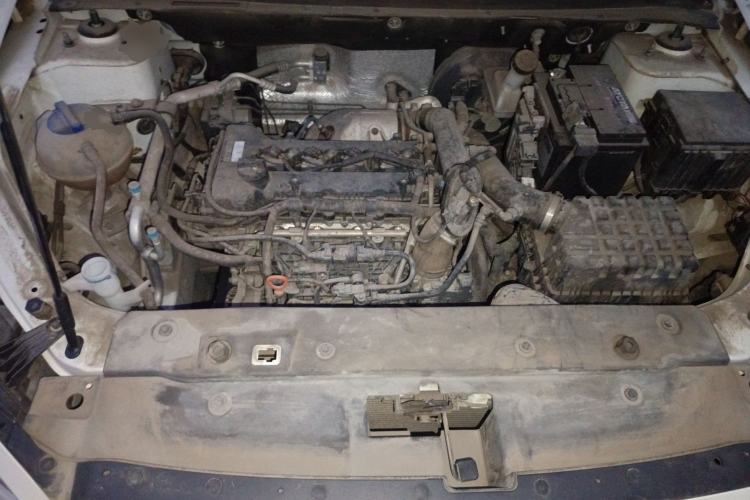 Used JETOUR X70M 2020 1.5T Manual Travel Companion Model Engine Bay
