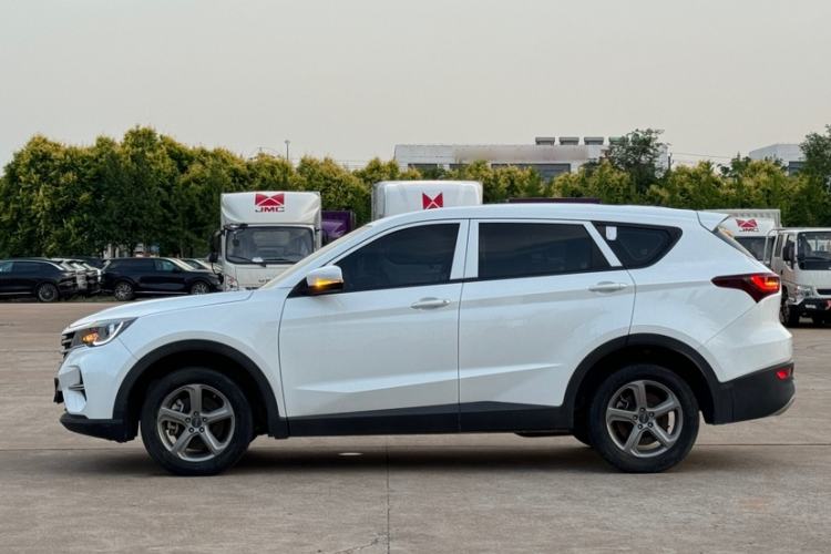 Used JETOUR X70M 2020 1.5T Manual Partner Model Exterior 2