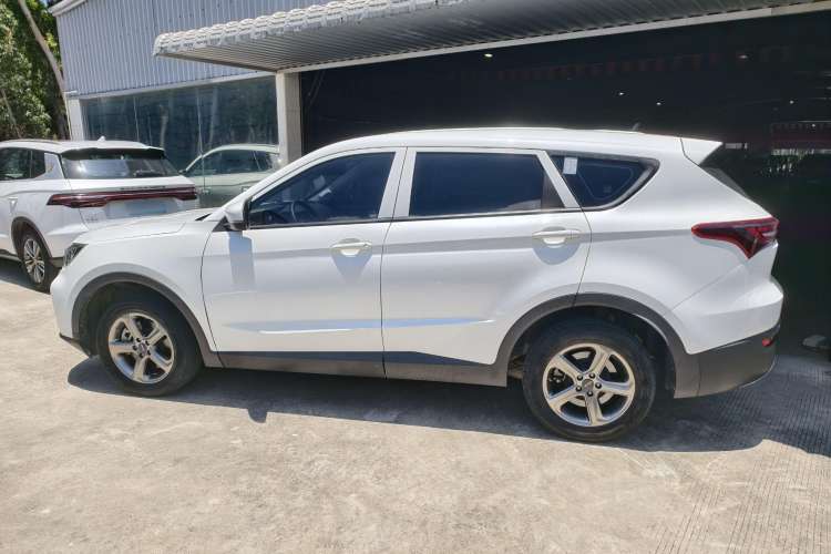 Used JETOUR X70M 2020 Revised 1.5T Manual Partner Version 5-Seater Exterior 3