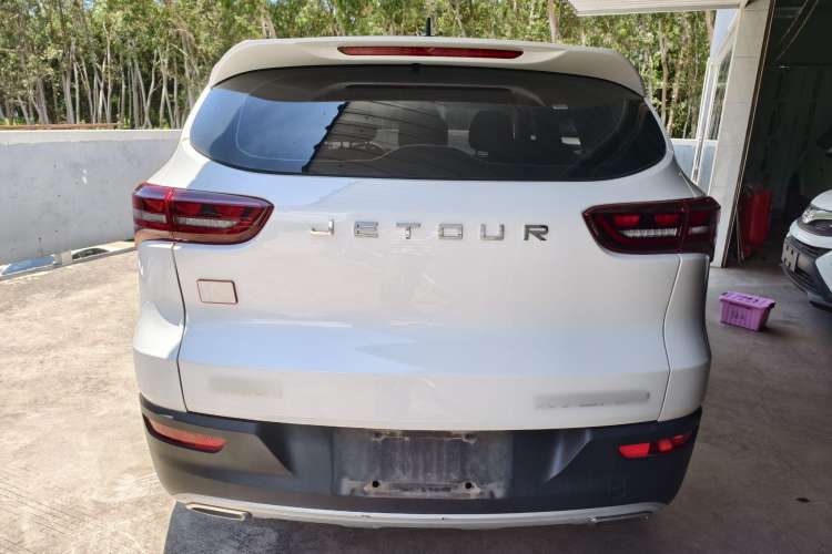 Used JETOUR X70M 2020 Revised 1.5T Manual Partner Version 5-Seater Exterior 4