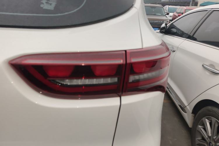 Used JETOUR X70M 2020 Revised 1.5T Manual Partner Version 5-Seater Exterior 6