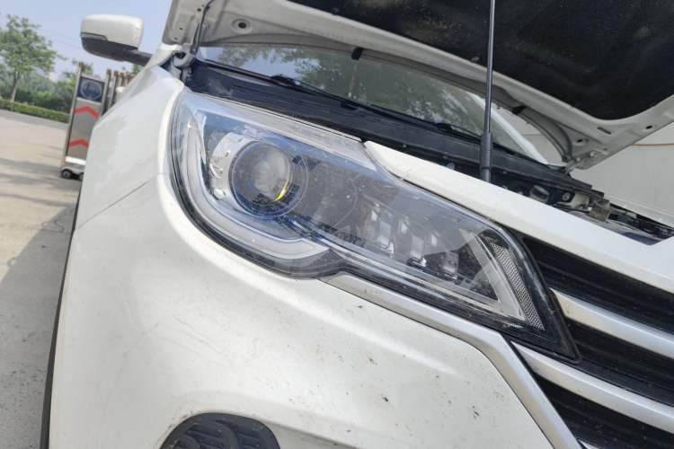 Used JETOUR X70M 2020 Revised 1.5T Manual Partner Version 5-Seater Exterior 6