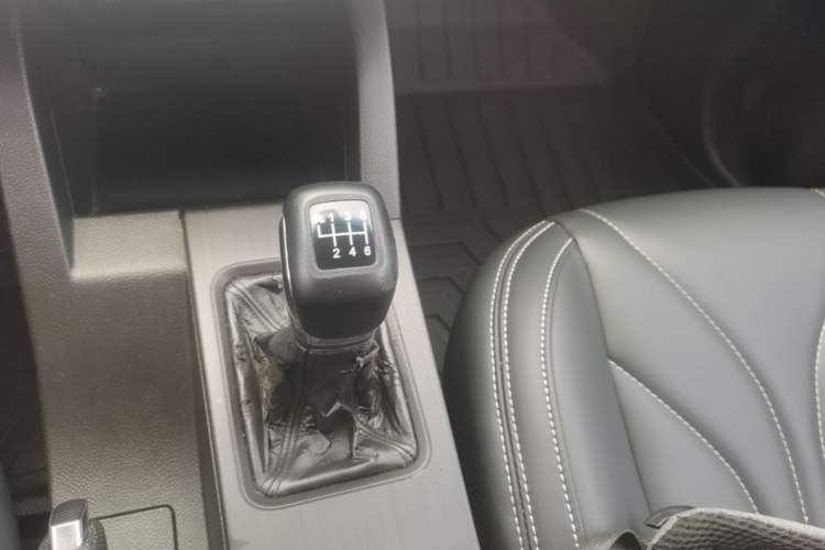 Used JETOUR X70M 2020 1.5T Manual Partner Model Gear Lever