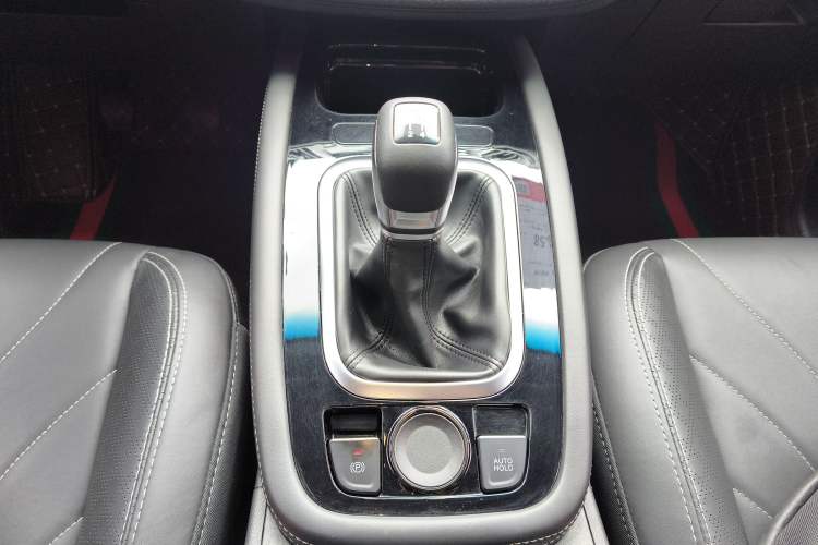 Used JETOUR X70M 2020 1.5T Manual Travel Companion Model Gear Lever