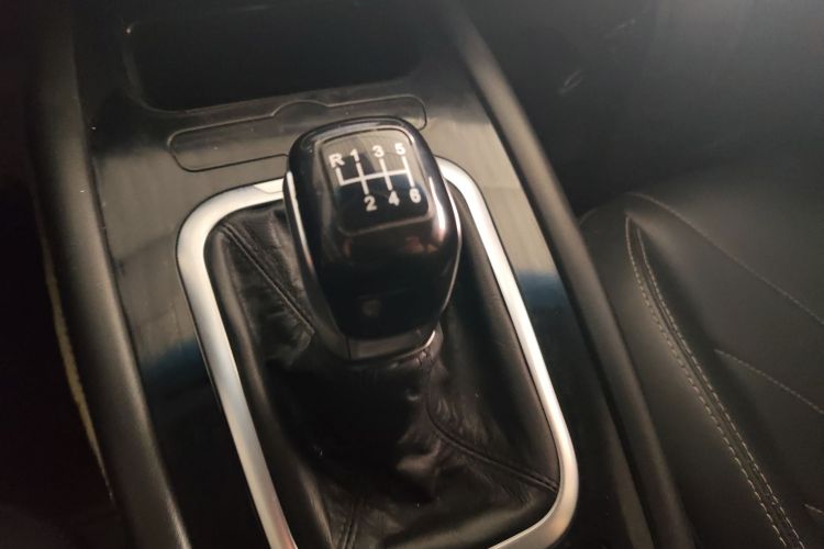 Used JETOUR X70M 2020 1.5T Manual Travel Companion Model Gear Lever