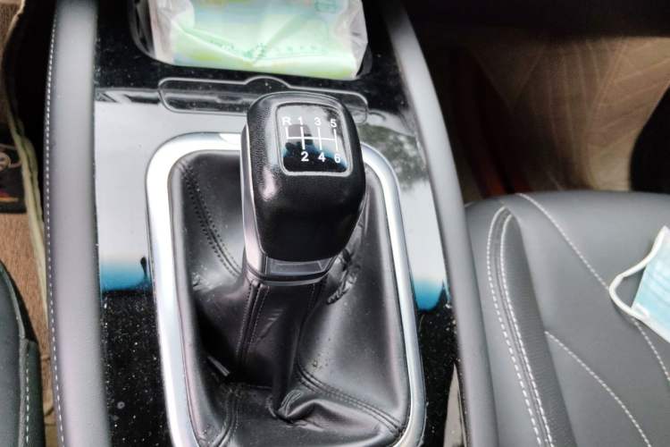 Used JETOUR X70M 2020 1.5T Manual Travel Companion Model Gear Lever