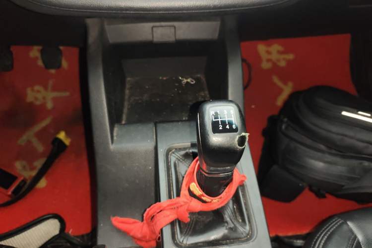 Used JETOUR X70M 2020 Revised 1.5T Manual Partner Version 5-Seater Gear Lever
