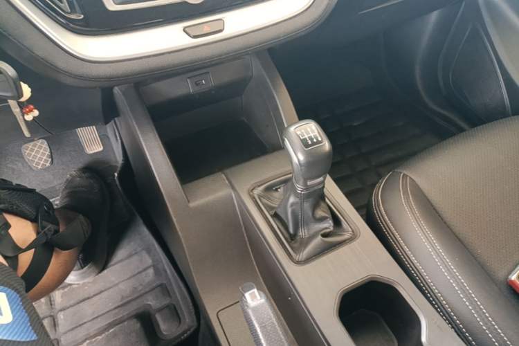Used JETOUR X70M 2020 1.5T Manual Partner Model Gear Lever