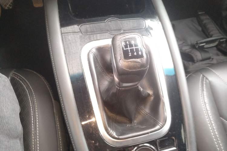 Used JETOUR X70M 2020 1.5T Manual Travel Companion Model Gear Lever