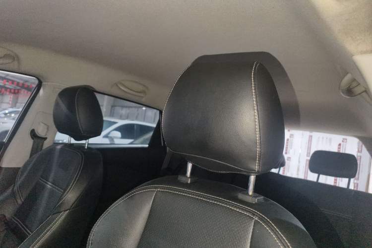 Used JETOUR X70M 2020 Revised 1.5T Manual Partner Version 5-Seater Headliner