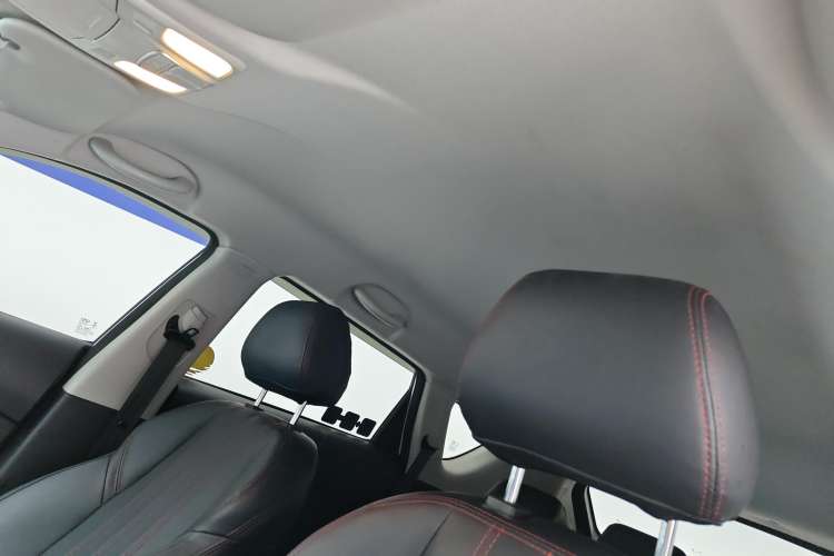 Used JETOUR X70M 2020 Revised 1.5T Manual Partner Version 5-Seater Headliner