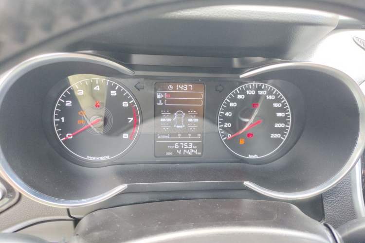 Used JETOUR X70M 2020 Revised 1.5T Manual Travel Companion Version 5 Seats Instrument Cluster