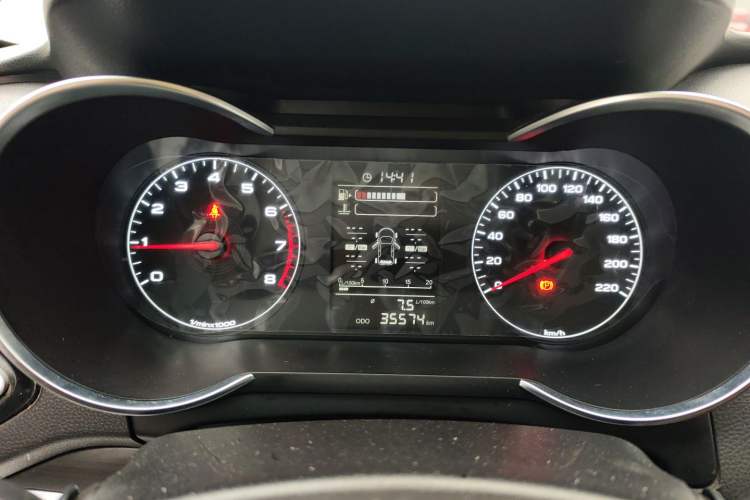 Used JETOUR X70M 2020 Revised 1.5T Manual Partner Version 5-Seater Instrument Cluster