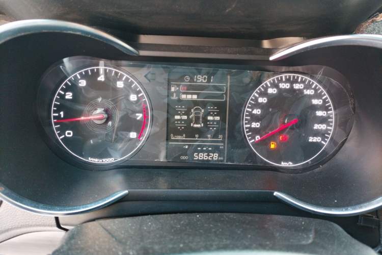 Used JETOUR X70M 2020 Revised 1.5T Manual Partner Version 5-Seater Instrument Cluster