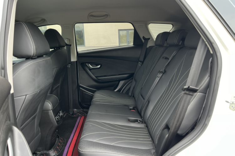 Used JETOUR X70M 2020 Revised 1.5T Manual Travel Companion Version 5 Seats Interior 3