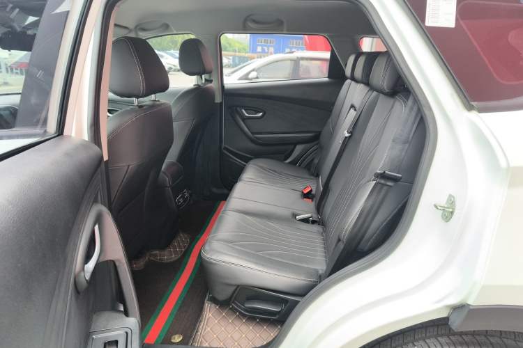 Used JETOUR X70M 2020 1.5T Manual Travel Companion Model Interior 4