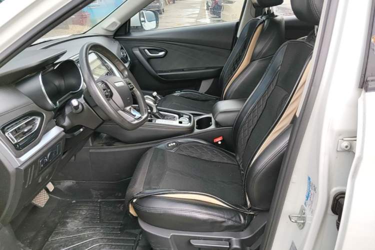 Used JETOUR X70M 2020 Revised Version 1.5T DCT Companion Edition 5 Seats Left Front Seat