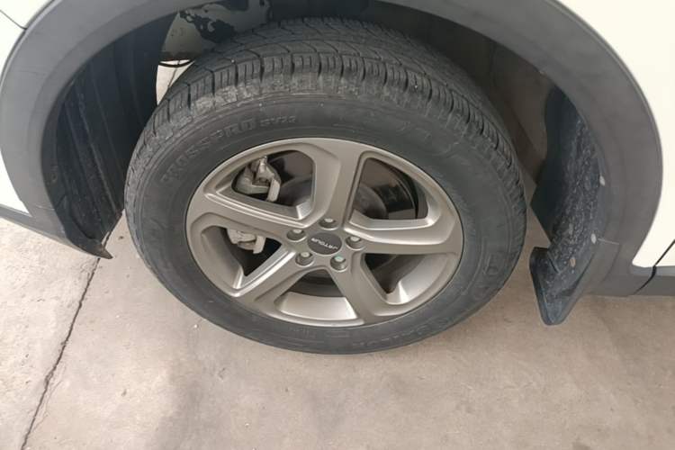 Used JETOUR X70M 2020 1.5T Manual Partner Model Left Front Wheel Hub