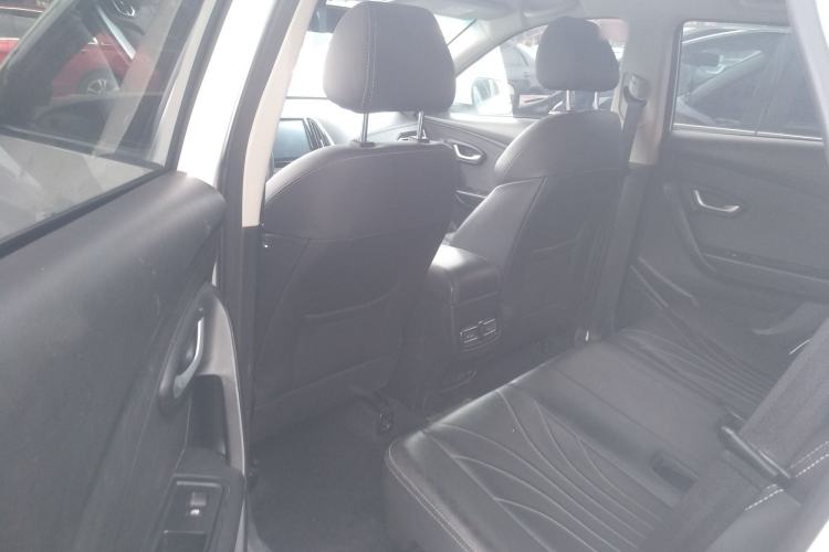 Used JETOUR X70M 2020 1.5T Manual Travel Companion Model Left Rear Seat