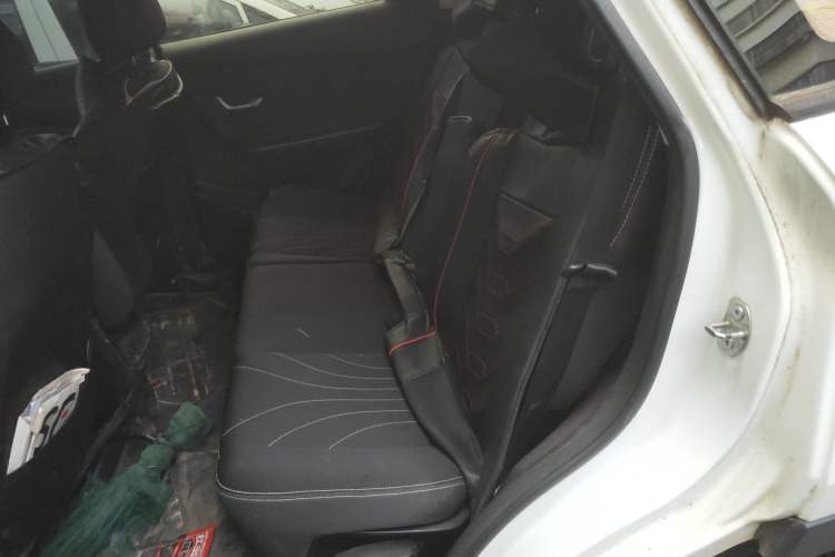 Used JETOUR X70M 2020 1.5T Manual Partner Model Left Rear Seat