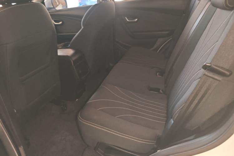 Used JETOUR X70M 2020 Revised 1.5T Manual Partner Version 5-Seater Left Rear Seat