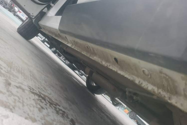 Used JETOUR X70M 2020 1.5T Manual Partner Model Left Side Sill