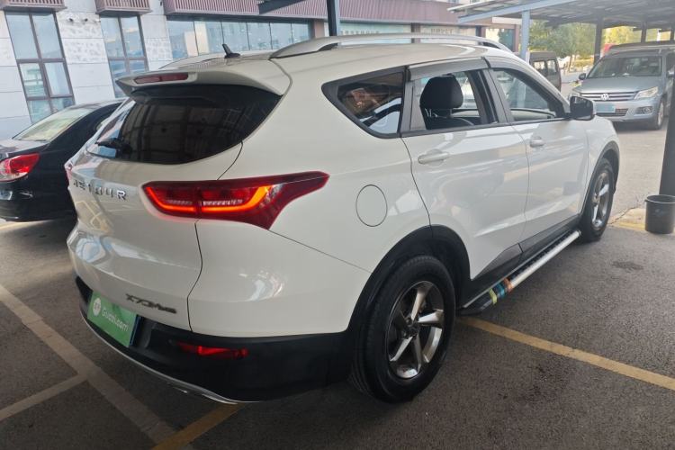 Used JETOUR X70M 2020 Revised Version 1.5T Manual - Travel Companion Type 6 Seats Rear Right 45 Deg