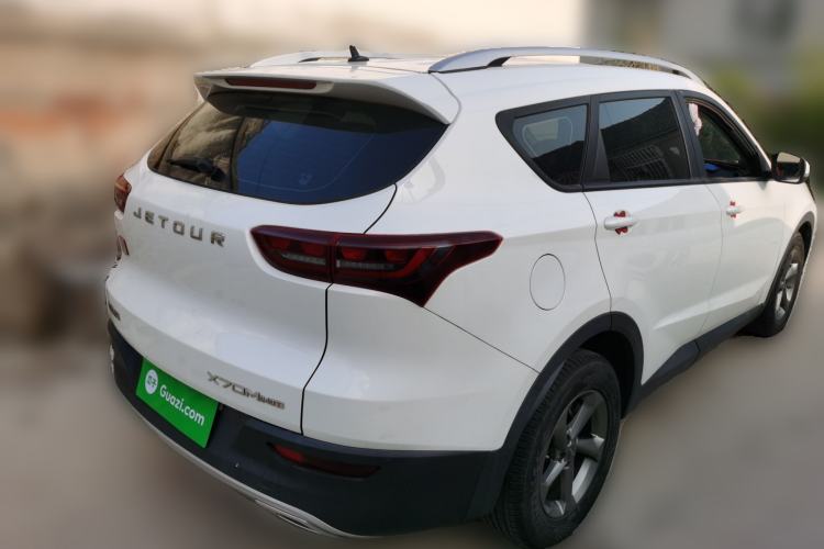 Used JETOUR X70M 2020 Revised Version 1.5T Manual - Travel Companion Type 6 Seats Rear Right 45 Deg