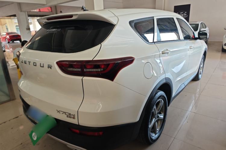 Used JETOUR X70M 2020 Revised 1.5T Manual Partner Version 5-Seater Rear Right 45 Deg