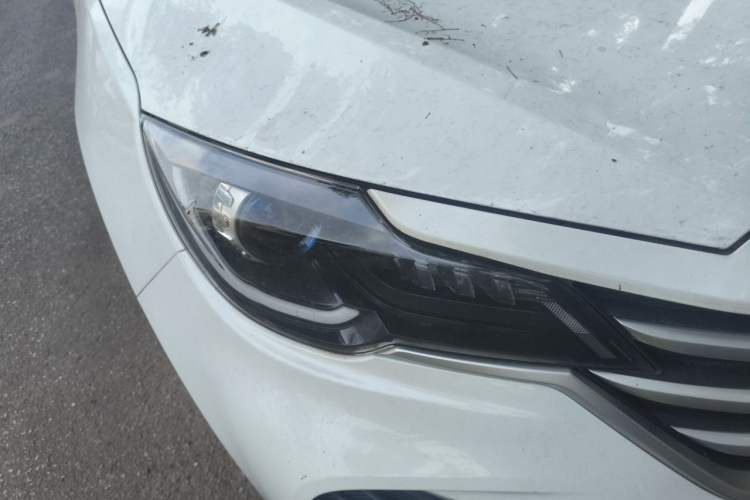 Used JETOUR X70M 2020 Revised Version 1.5T DCT Companion Edition 6 Seats Right Front Headlight