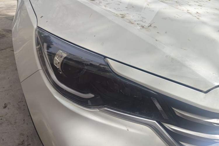 Used JETOUR X70M 2020 Revised Version 1.5T DCT Companion Edition 6 Seats Right Front Headlight
