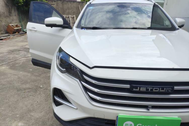 Used JETOUR X70M 2020 Revised 1.5T Manual Travel Companion Version 5 Seats Right Front Headlight