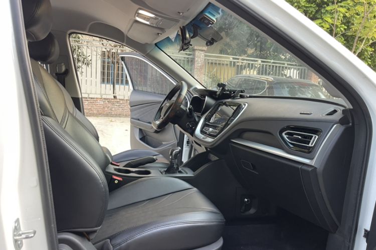 Used JETOUR X70M 2020 Revised 1.5T Manual Partner Version 6-Seater Right Front Seat