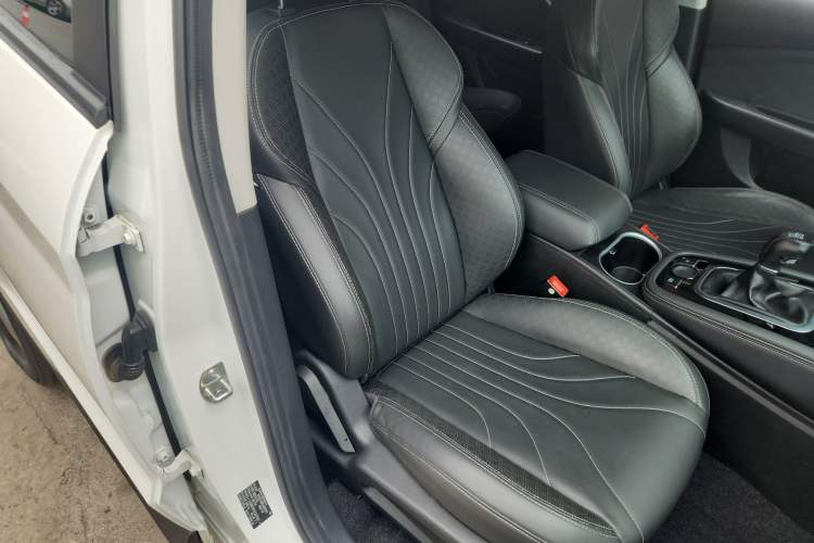 Used JETOUR X70M 2020 1.5T Manual Travel Companion Model Right Front Seat